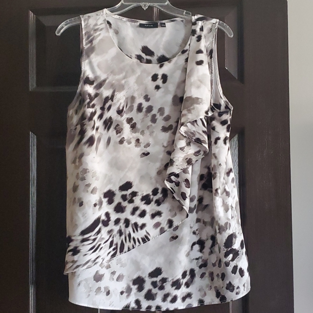 Apt. 9 top with ruffle